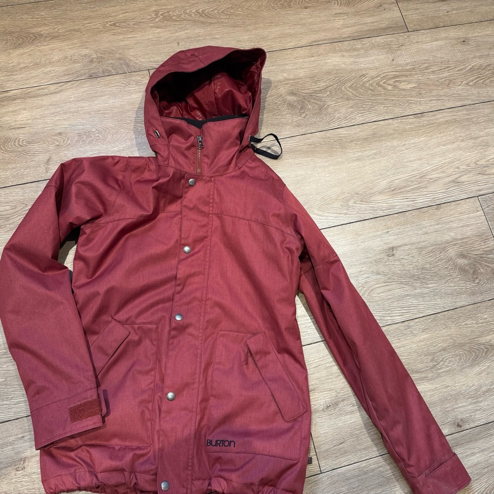 Burton women's Burgundy Hooded Snow Jacket